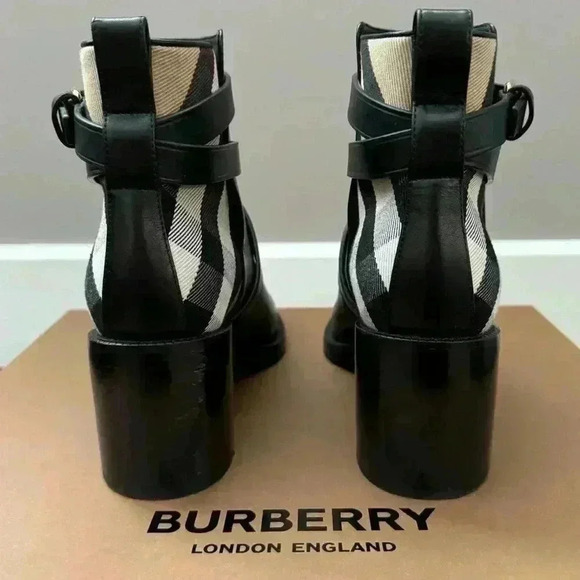 Burberry - House  Check and Leather Ankle Boots - Picture 2 of 9